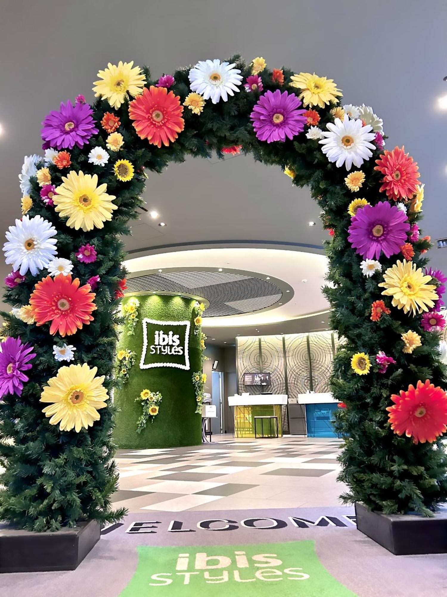 Hotel Ibis Styles Tokyo Bay Urayasu Exterior foto