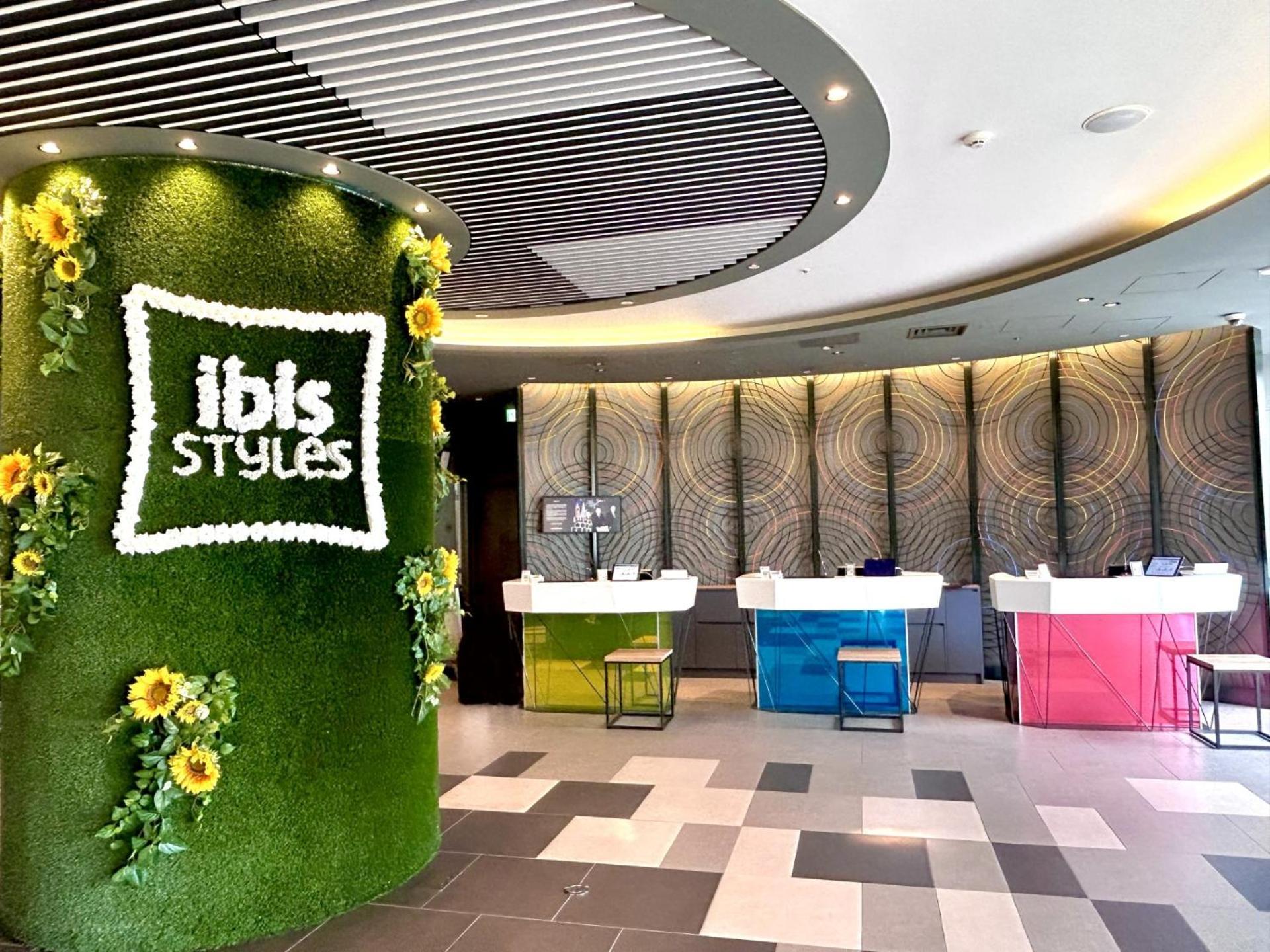 Hotel Ibis Styles Tokyo Bay Urayasu Exterior foto